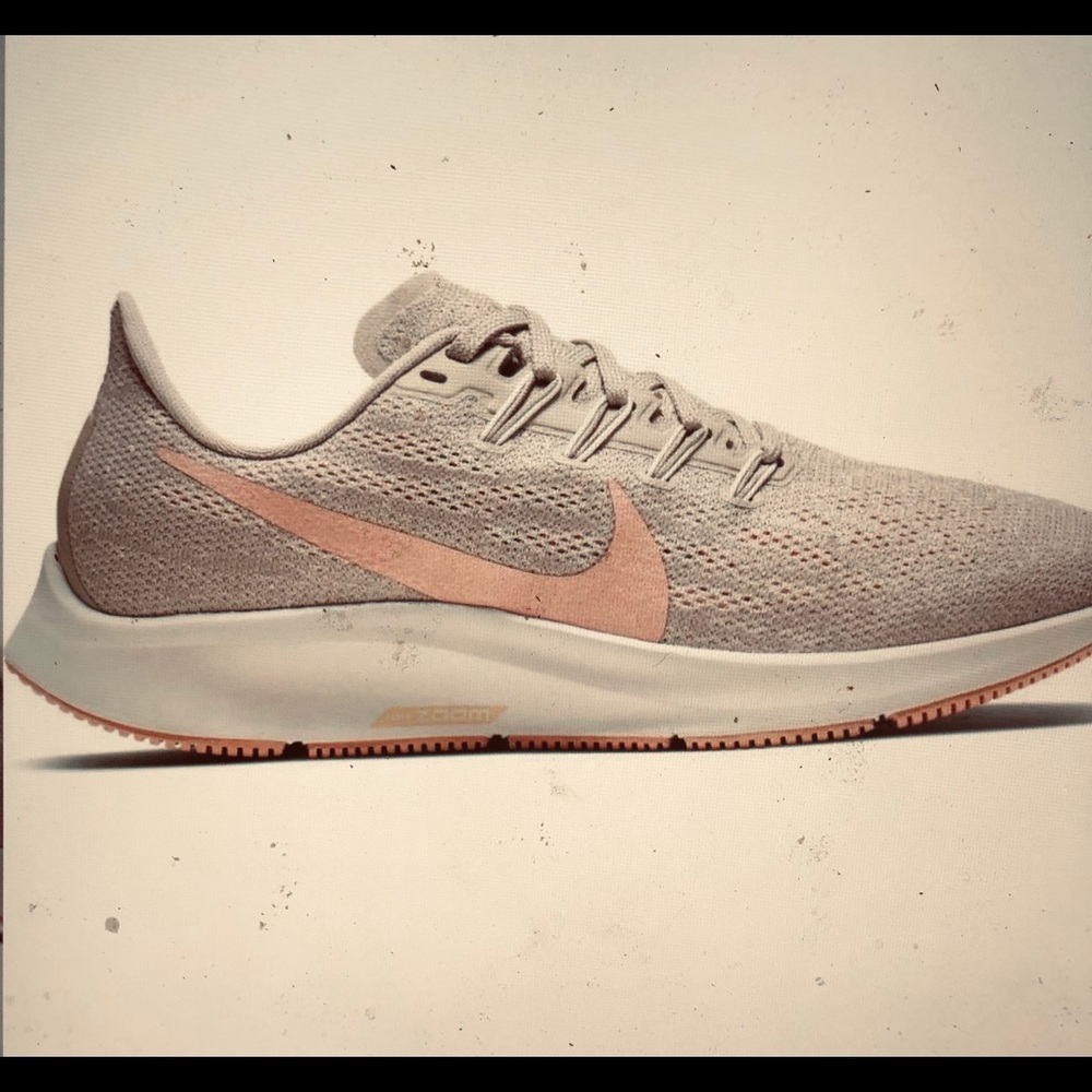 NIB women’s Nike air zoom Pegasus 36 size 7.5